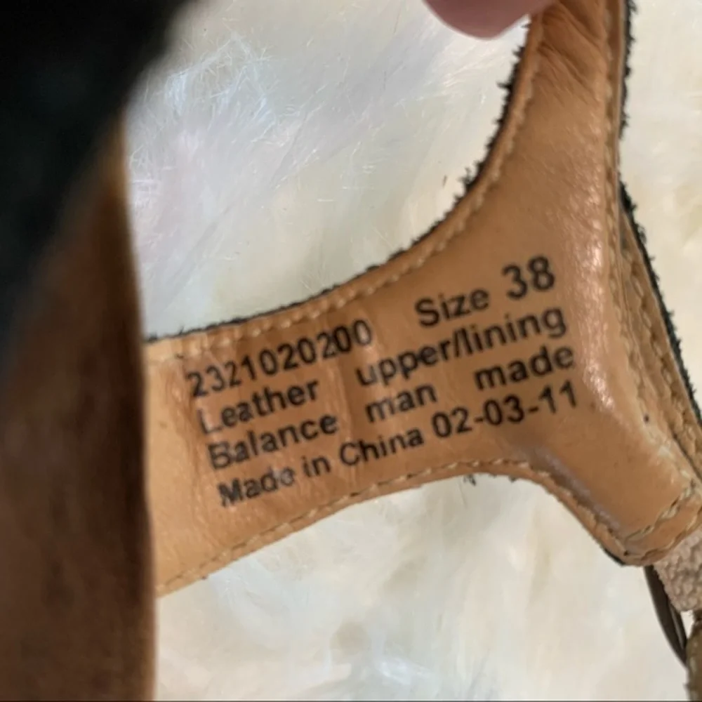 Dansko size 38